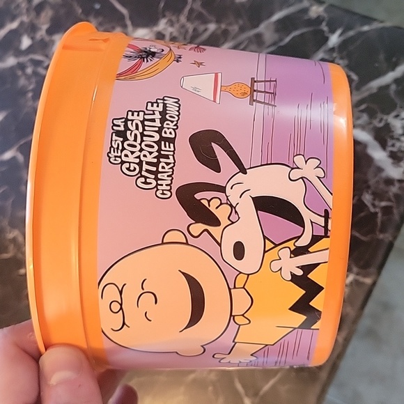 Lot of 3 items of halloween Decoration mask 2 buckets Charlie Chaplin Minions - Picture 12 of 12